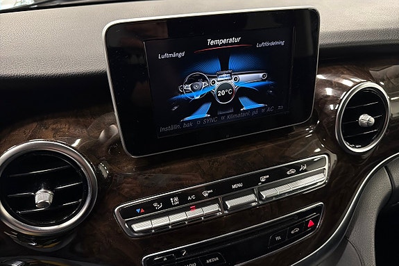 Mercedes-Benz V250 d 15 of 25