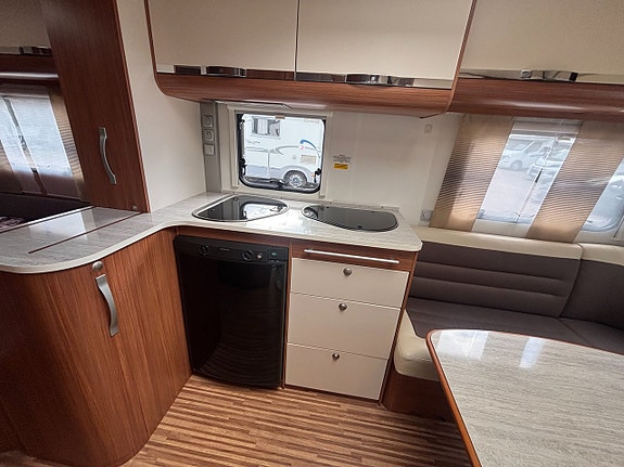 Adria Adora 512 UP ALDE / 1400 Kg / 1129 kr/månaden 4 of 11