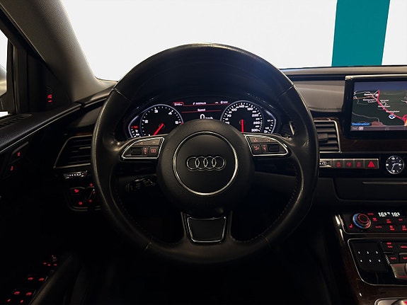 Audi A8 18 of 25