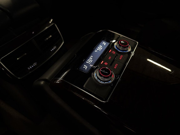 Audi A8 25 of 25