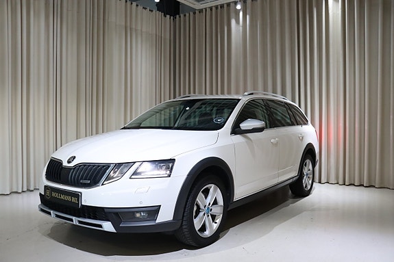 Skoda Octavia Scout 3 of 29
