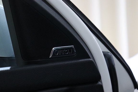 Skoda Octavia Scout 16 of 29