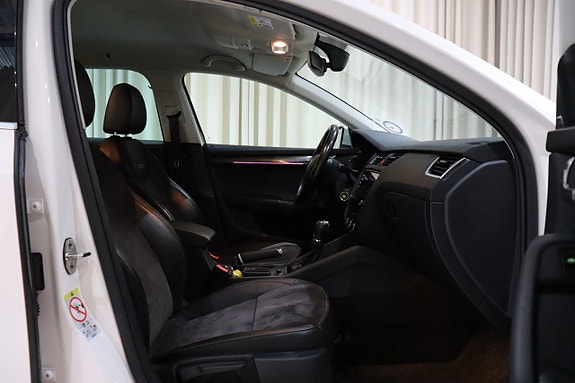 Skoda Octavia Scout 28 of 29