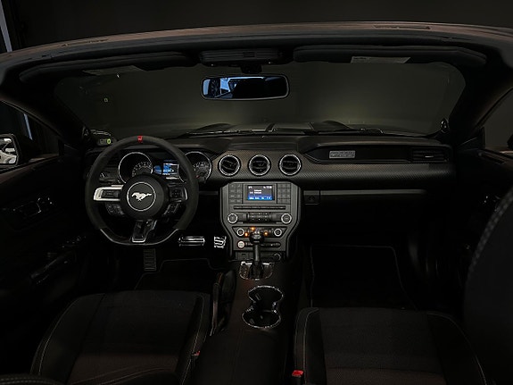 Ford Mustang 15 of 15