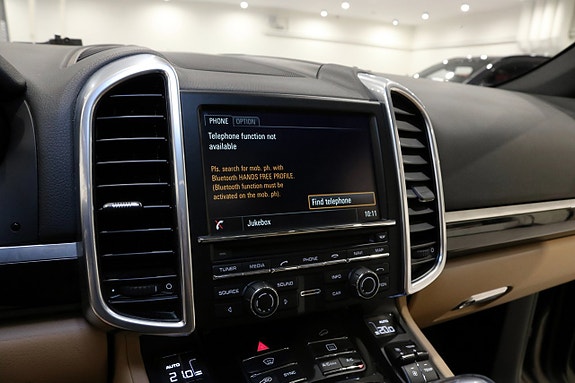 Porsche Cayenne S 27 of 30