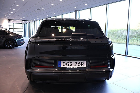 Porsche Cayenne 7 of 22