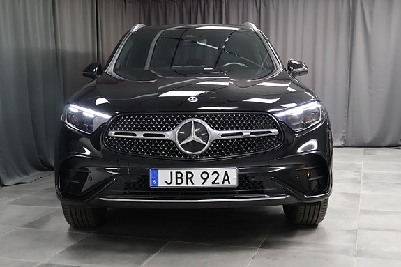Mercedes-Benz GLC300 de 4 of 24