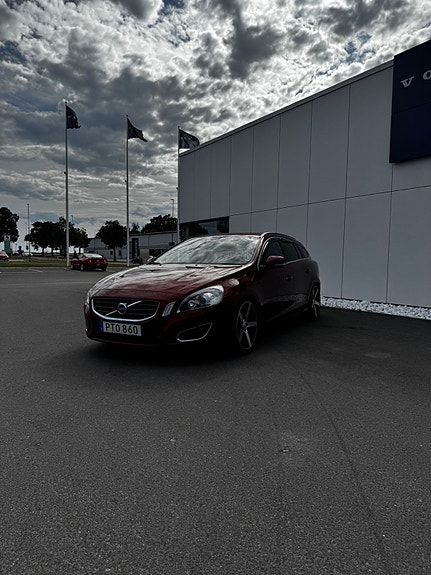 Volvo V60 5 of 9