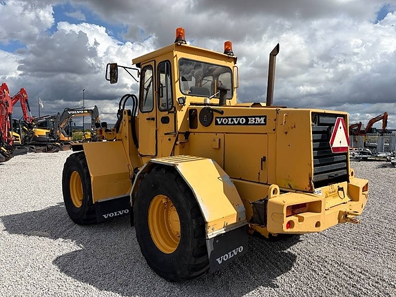 Volvo BM L 70 4 of 9