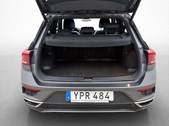 Volkswagen T-Roc 30 of 30