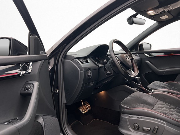 Skoda Octavia RS 11 of 30