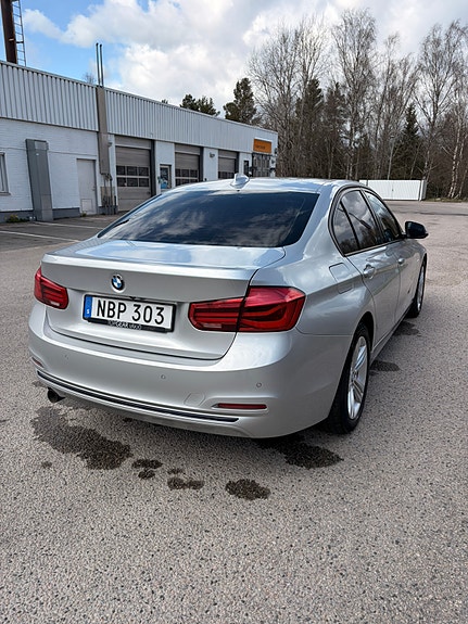 BMW 318d 3 of 6