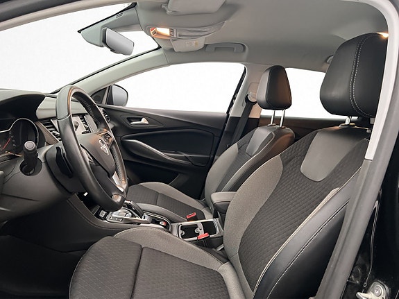 Opel Grandland X 11 of 30