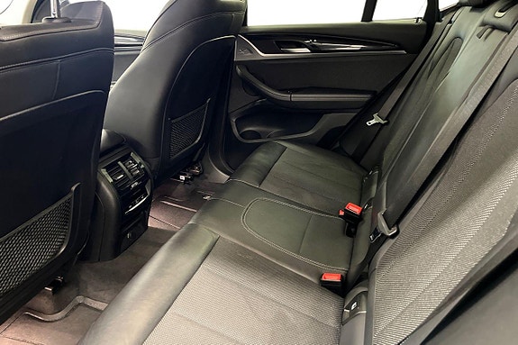 BMW X3 21 of 23