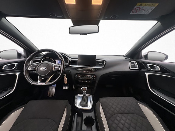 Kia Ceed 13 of 30