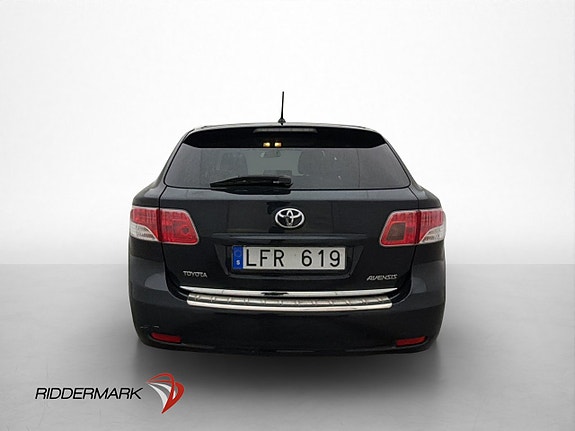 Toyota Avensis 7 of 25