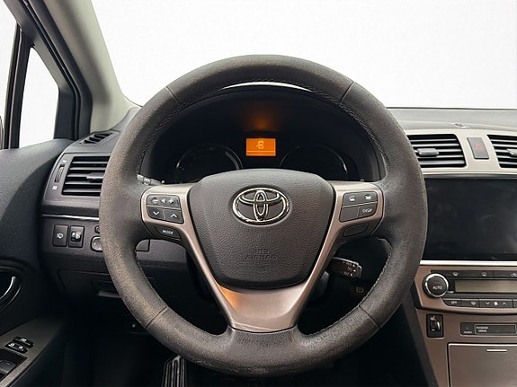 Toyota Avensis 13 of 25