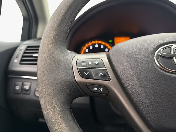 Toyota Avensis 14 of 25