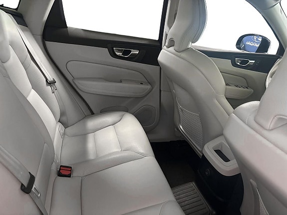 Volvo XC60 8 of 9