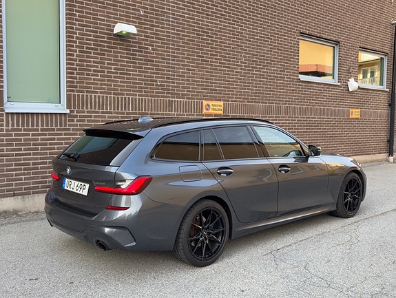 BMW 320d 6 of 17