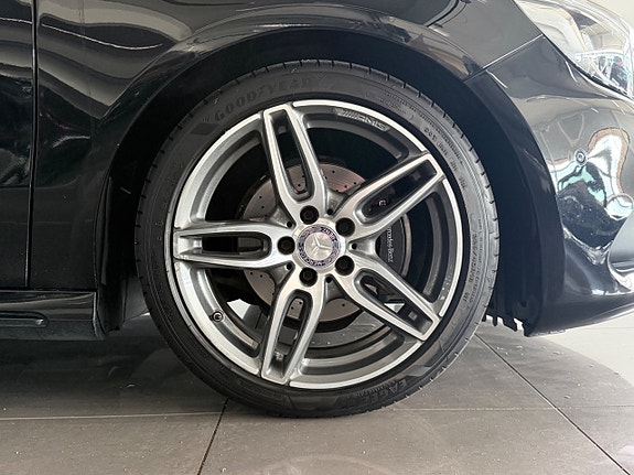 Mercedes-Benz A180 5 of 15