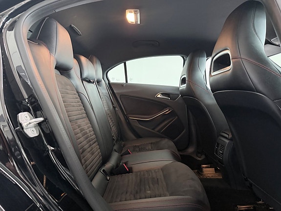 Mercedes-Benz A180 8 of 15