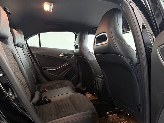 Mercedes-Benz A180 7 of 15