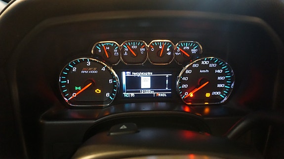 Chevrolet Silverado 1500 14 of 20