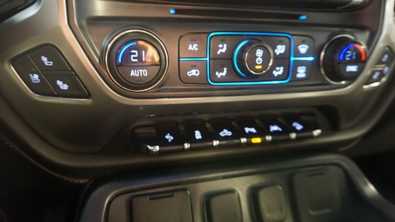 Chevrolet Silverado 1500 16 of 20
