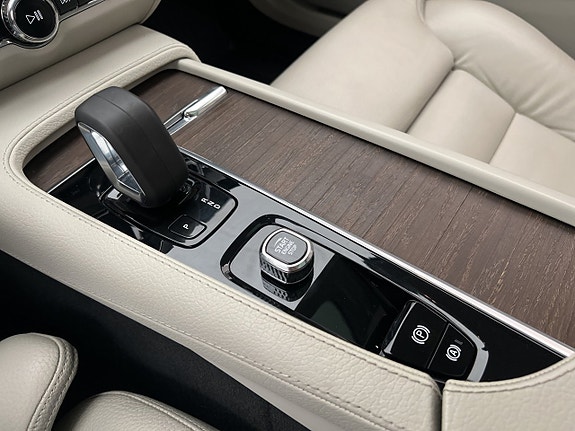 Volvo V90 Cross Country 29 of 30