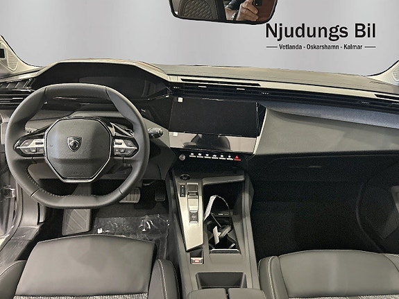 Peugeot 308 SW 8 of 10