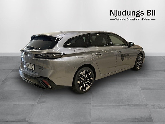 Peugeot 308 SW 3 of 10