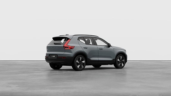 Volvo EX40 24 of 30
