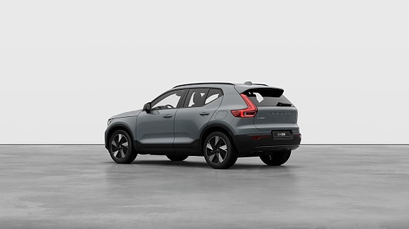 Volvo EX40 23 of 30
