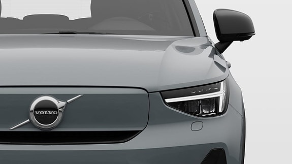 Volvo EX40 4 of 30