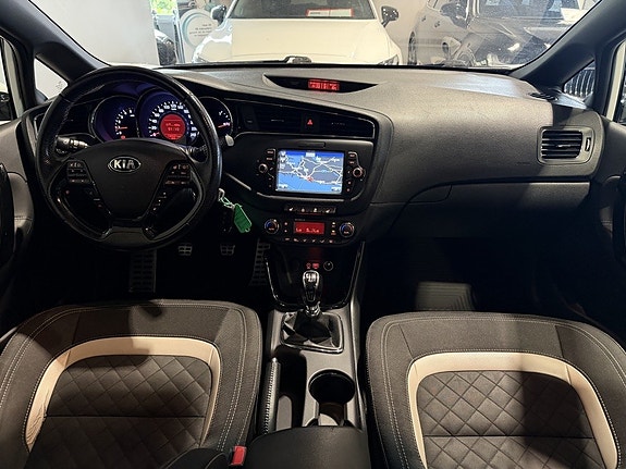 Kia Ceed 13 of 26
