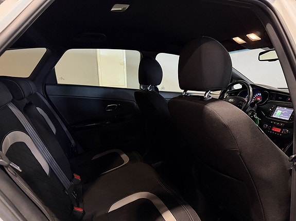 Kia Ceed 17 of 26