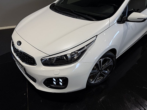 Kia Ceed 10 of 26