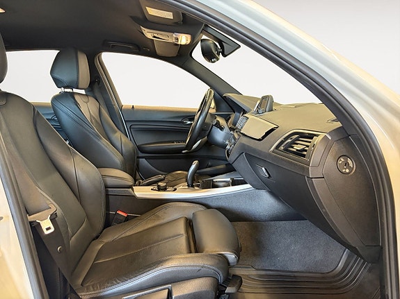 BMW 120 15 of 20