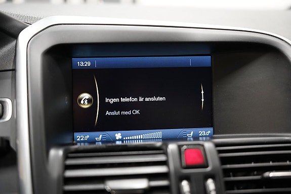 Volvo XC60 15 of 20