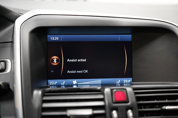 Volvo XC60 16 of 20