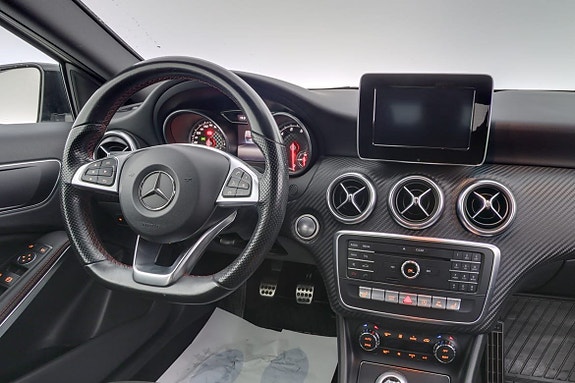 Mercedes-Benz A180 8 of 15