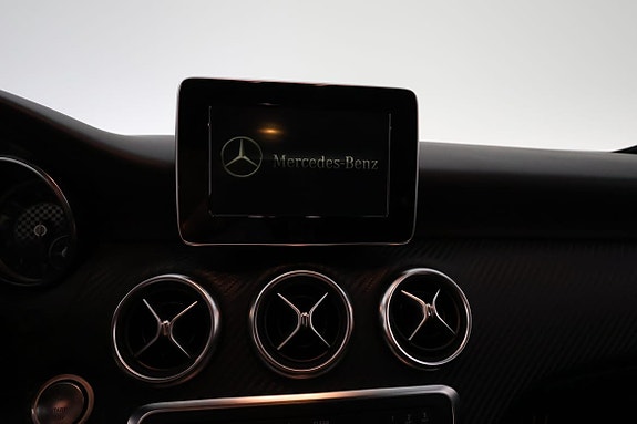 Mercedes-Benz A180 13 of 15