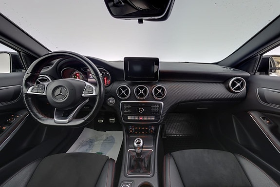 Mercedes-Benz A180 7 of 15