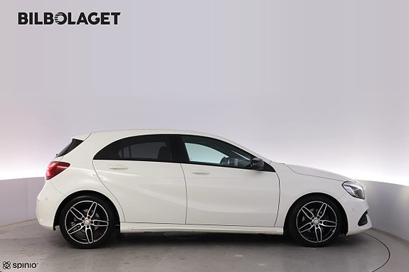 Mercedes-Benz A180 2 of 15