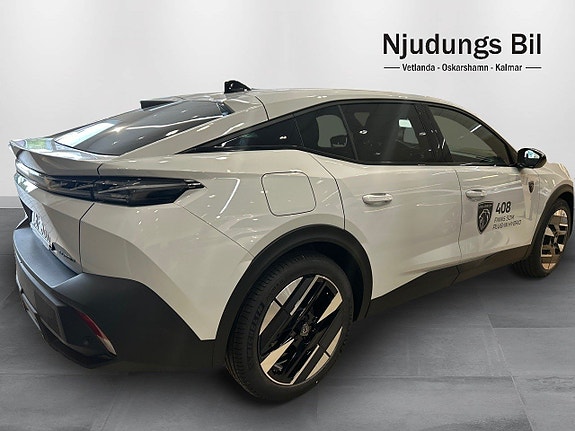 Peugeot 408 3 of 10