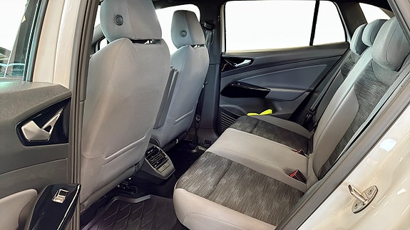 Volkswagen ID.4 11 of 14