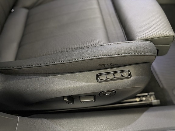 Skoda Superb 8 of 13