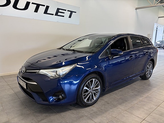 Toyota Avensis 2 of 17