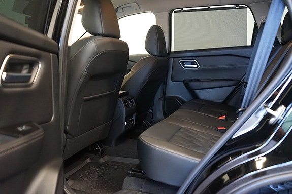 Nissan X-Trail 15 of 17